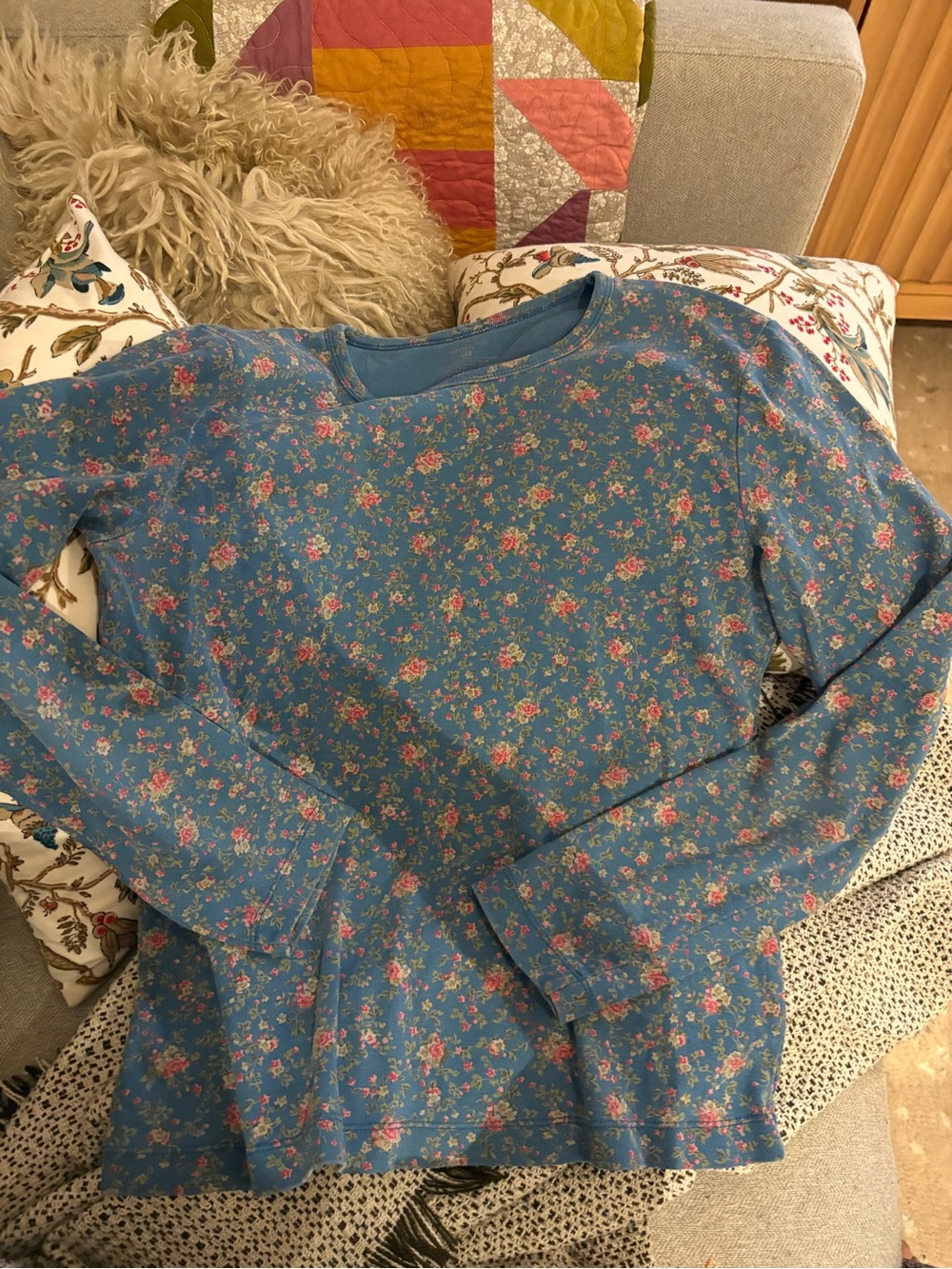 Vintage 90s Levi’s Blue Floral Long Sleeve Top